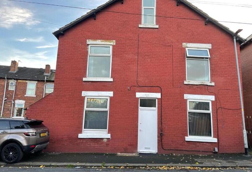 بنسيون Budget   Berne Grove