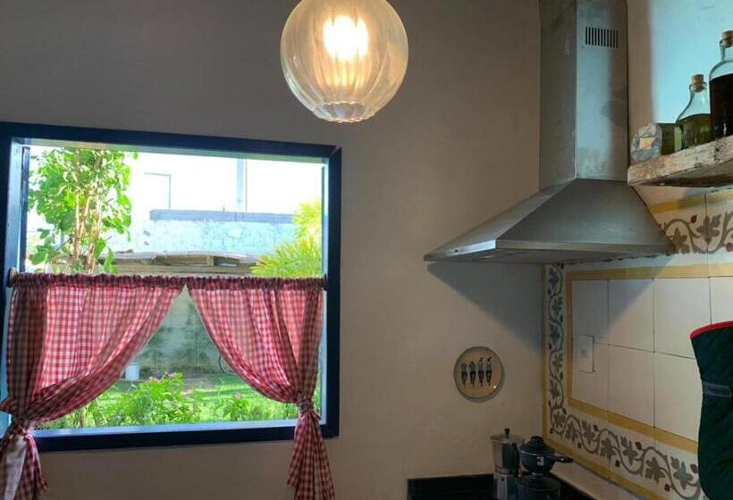 هاستل Pousada Casa Tatuamar   150 M Da Praia