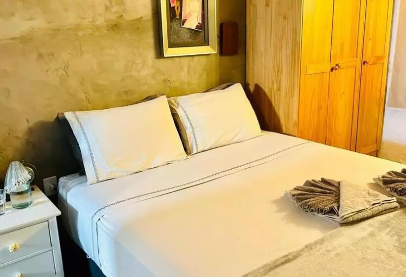 ユースホステル Pousada Casa Tatuamar 150 M Da Praia