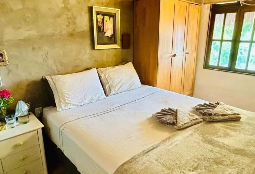 ユースホステル Pousada Casa Tatuamar 150 M Da Praia