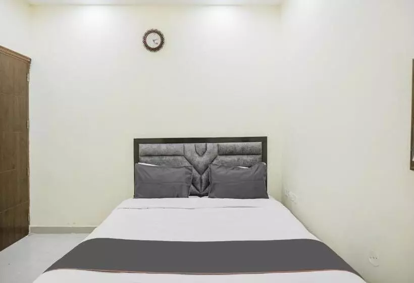 Oyo Hotel Veda Inn