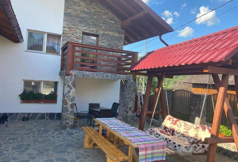 پانسیون Casa Fabian