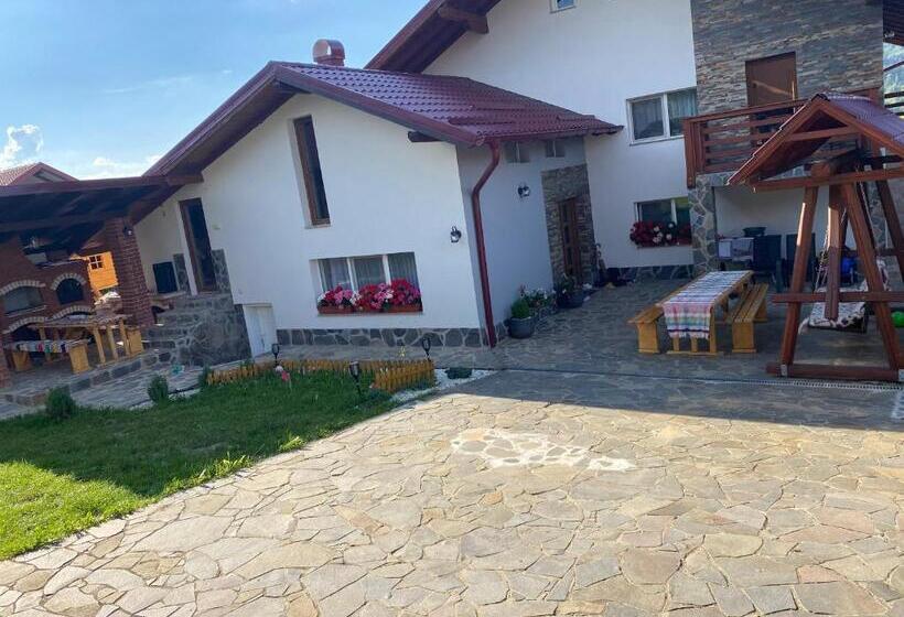 پانسیون Casa Fabian