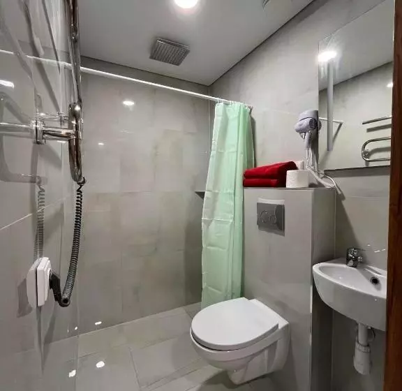 پانسیون Lt11   777 Edition