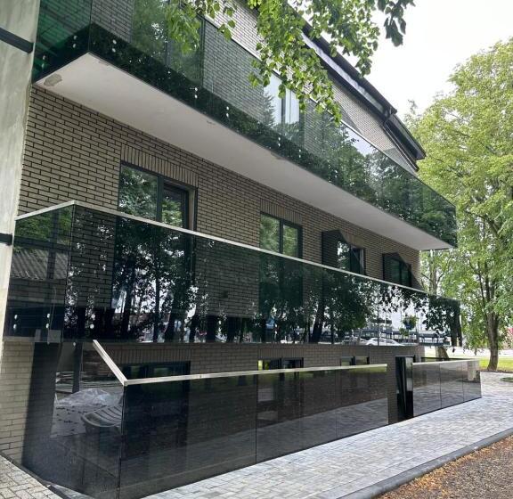 پانسیون Lt11   777 Edition