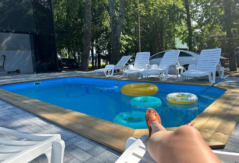 پانسیون Lt11   777 Edition