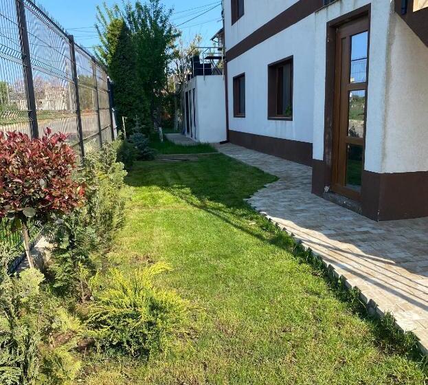 بنسيون Sunny Days