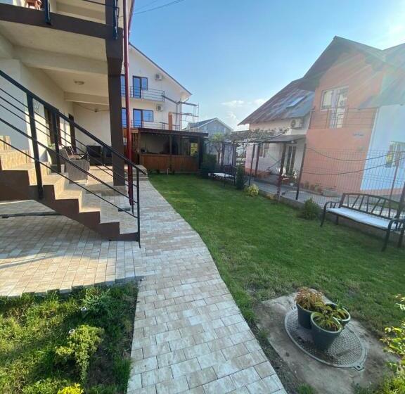 بنسيون Sunny Days