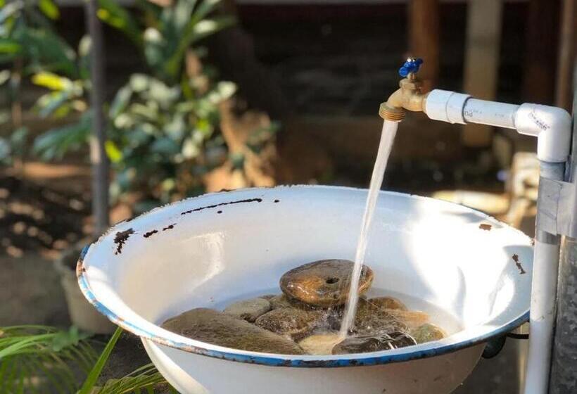 هتل Casa De Los Berrios