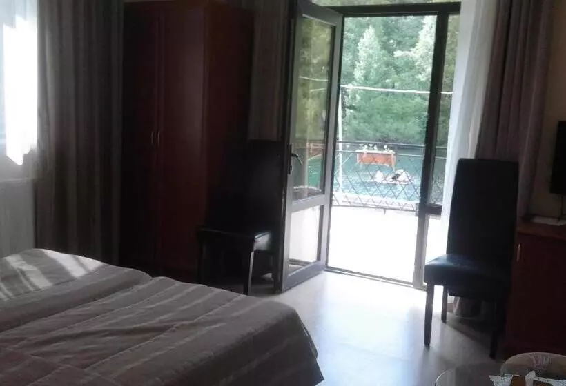 ホテル Jermuk Verona Resort