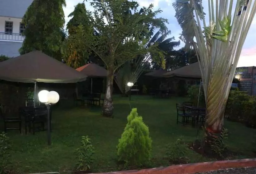 هتل Oriental Palace