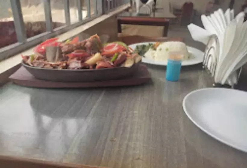 هتل Oriental Palace
