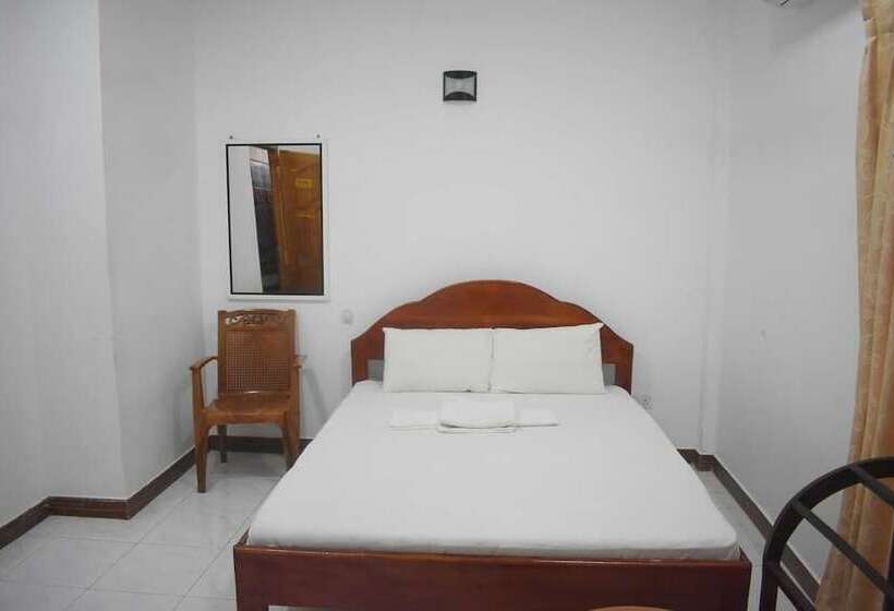 Курорт Nilaveli Gates