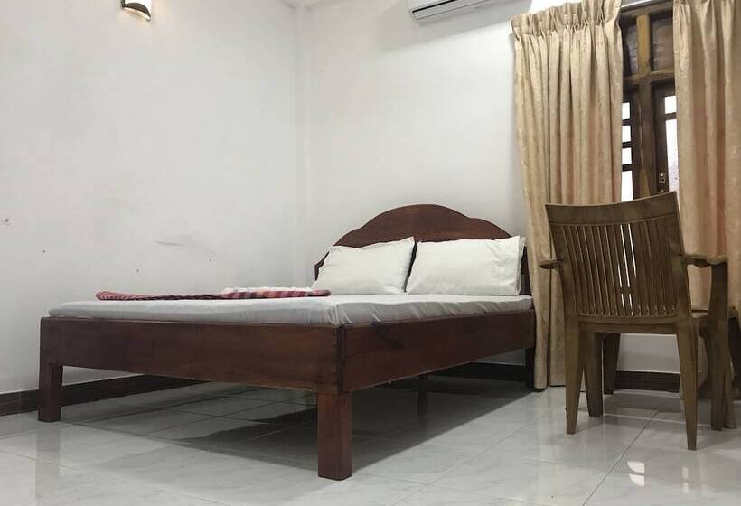 Курорт Nilaveli Gates