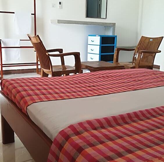 Курорт Nilaveli Gates