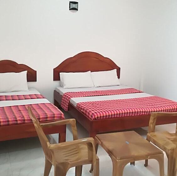 Курорт Nilaveli Gates