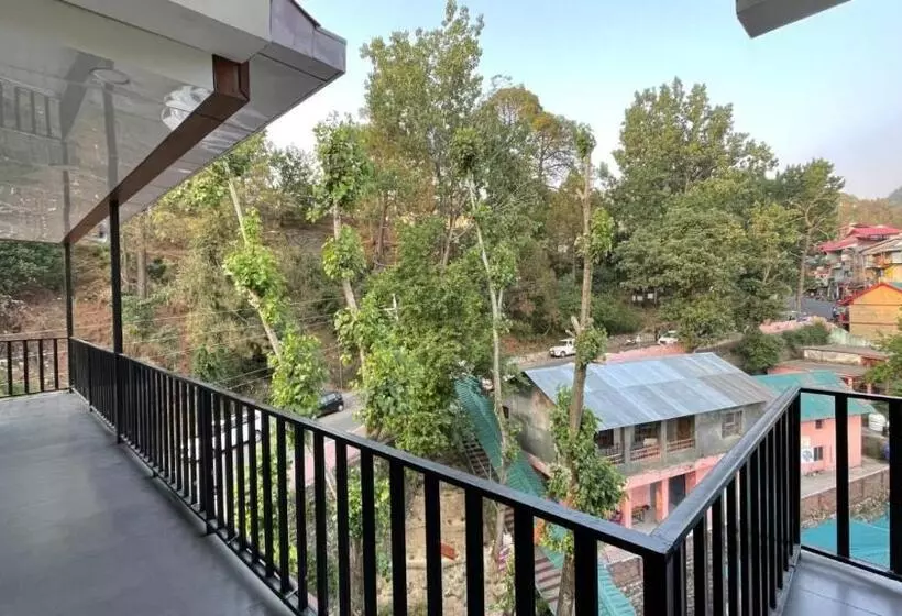 ホテル Forest View Dalhousie, Banikhet