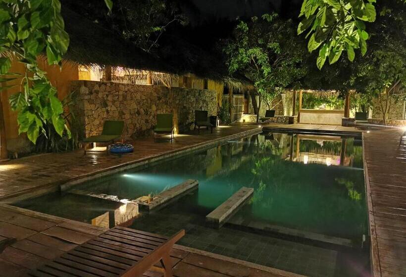 Hotel Hiru Villas And Kitesurfing