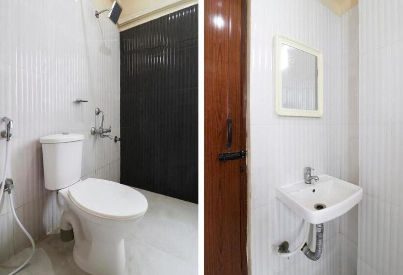 Otel Collection O Tiara Near Christ University