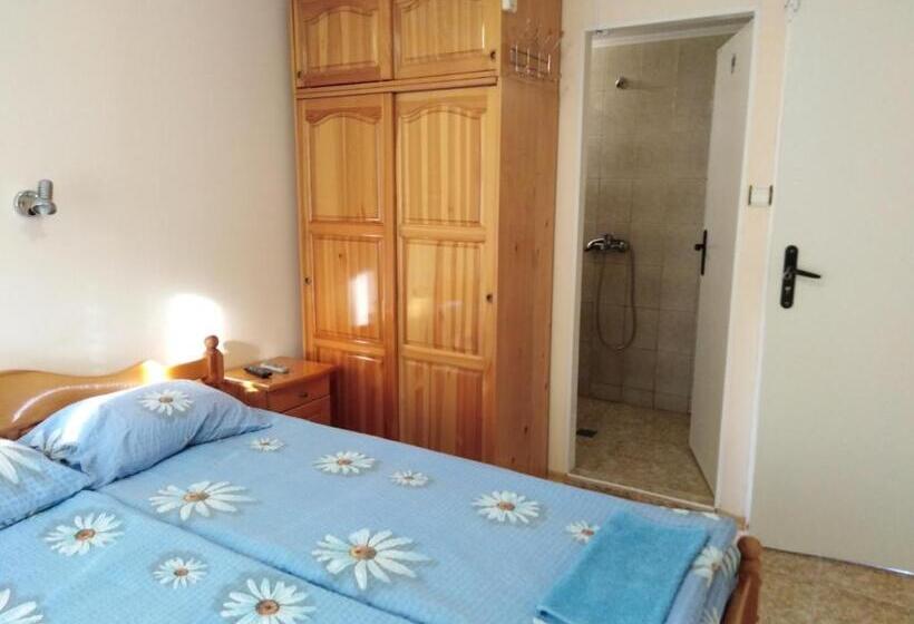 پانسیون бриз 1 апартамент