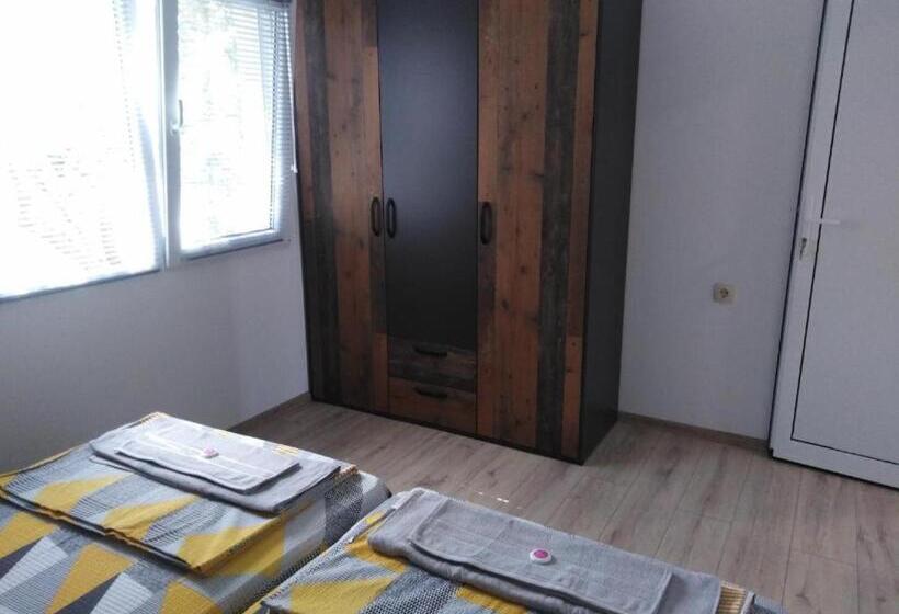 پانسیون бриз 1 апартамент