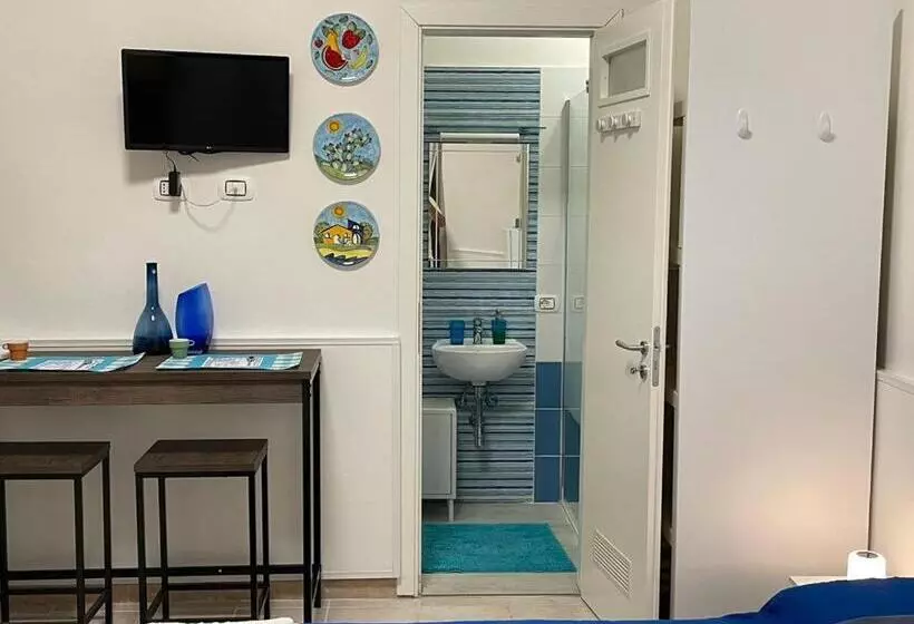 پانسیون Happy Rooms Castellammare
