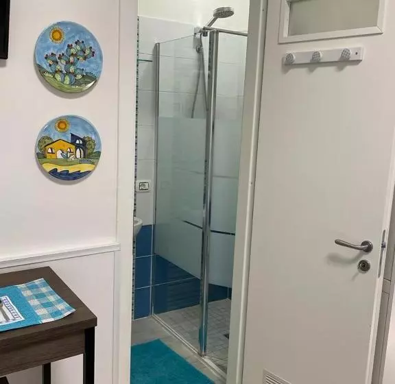 پانسیون Happy Rooms Castellammare