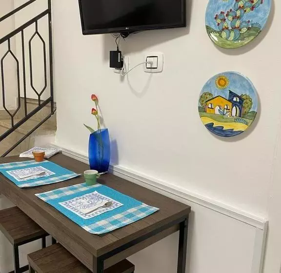 پانسیون Happy Rooms Castellammare