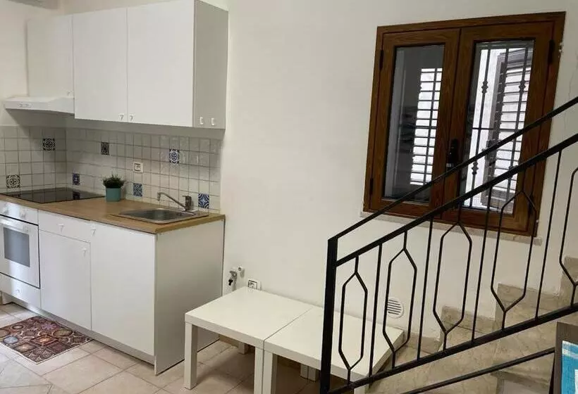 پانسیون Happy Rooms Castellammare