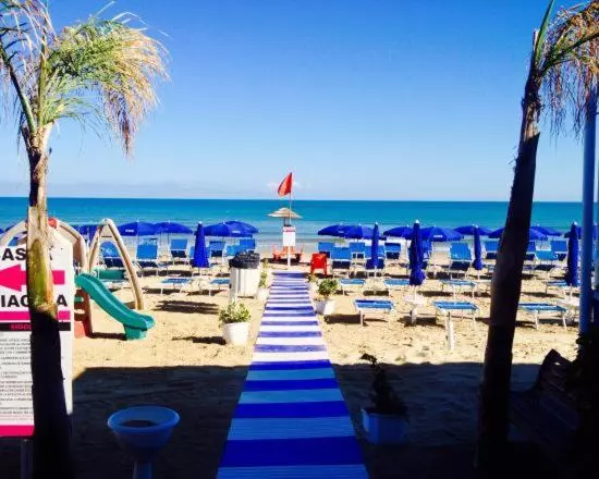 پانسیون Happy Rooms Castellammare