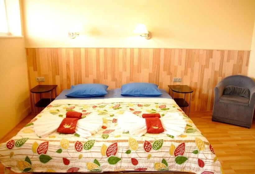 پانسیون Tennise Külalistemaja