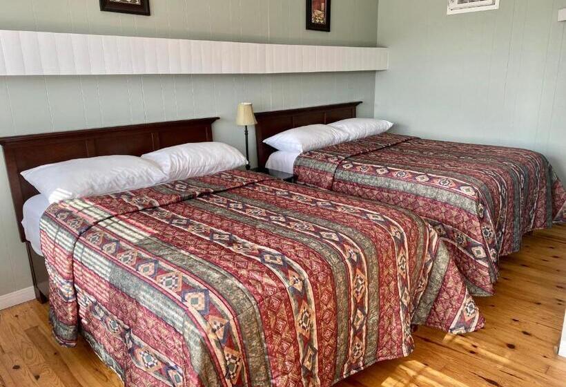 The Waterfront Motel