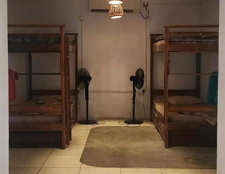 Arugam Hostel