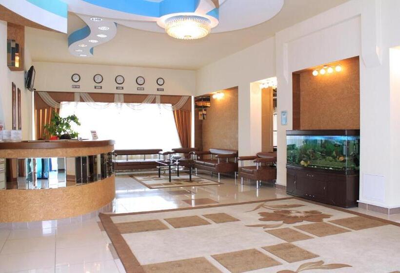 هتل Gostinitsa Tselinnaya