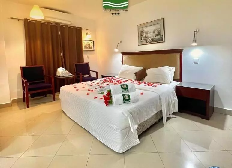 هتل Wimbi Sun