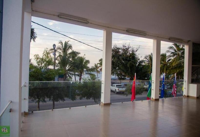 בית מלון כפרי Wimbi Sun