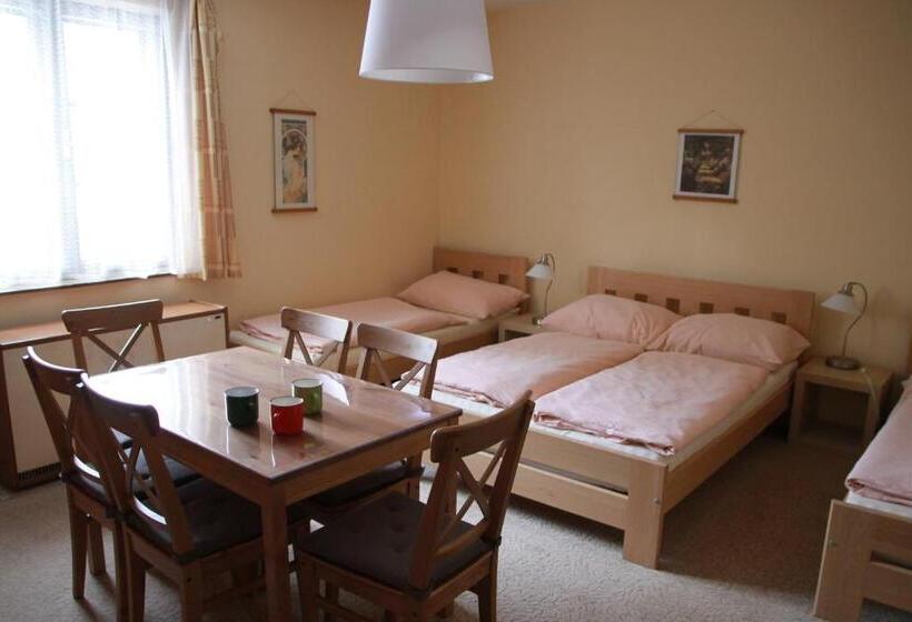 بنسيون Apartmány Morava