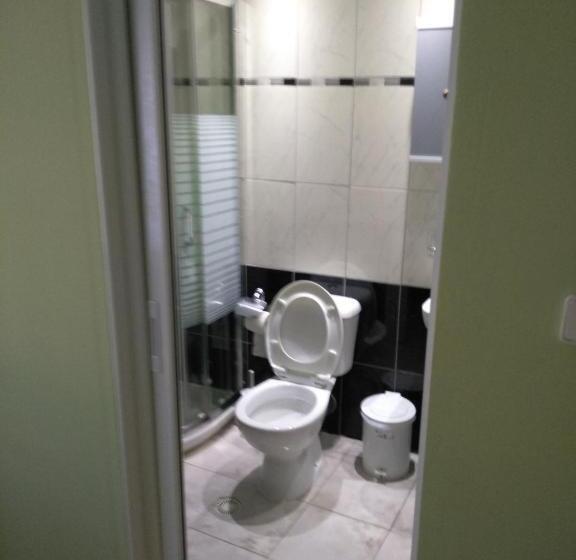 پانسیون Janis Castle Apartment