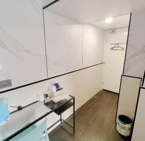 پانسیون L Etoile Hella Inn