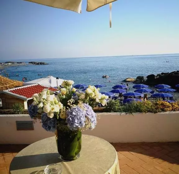 Villa Sangineto Resort