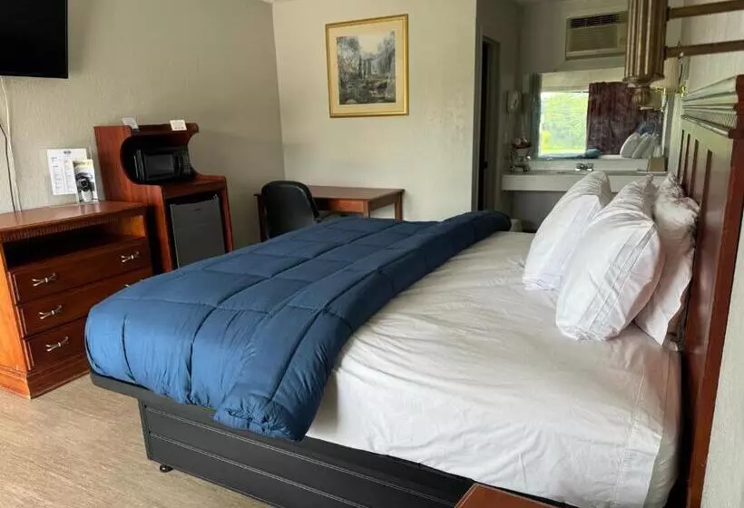 ユースホステル Rodeway Inn Church Hill   Tri Cities Area