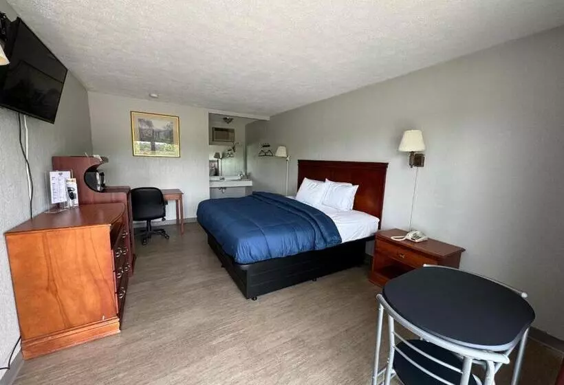 ユースホステル Rodeway Inn Church Hill   Tri Cities Area
