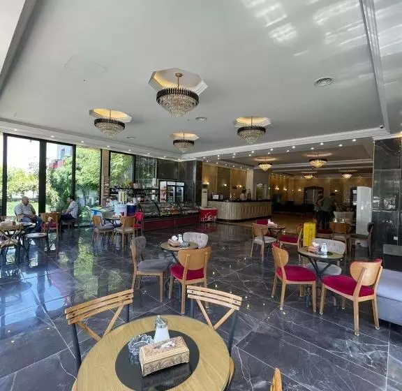 Dawa Hotel And Restaurant