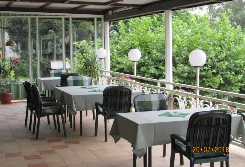 酒店 Haus Esplanade Adults Only