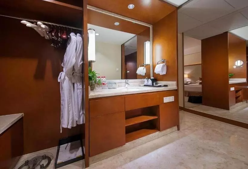 Hotelli Shanghai Yuehua