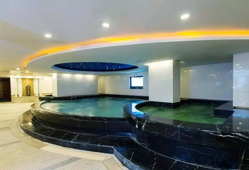 Hotelli Shanghai Yuehua