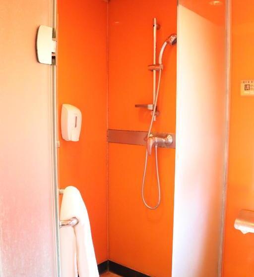 הוסטל 岭南佳园连锁酒店广州北京路步行街农讲所地铁站店