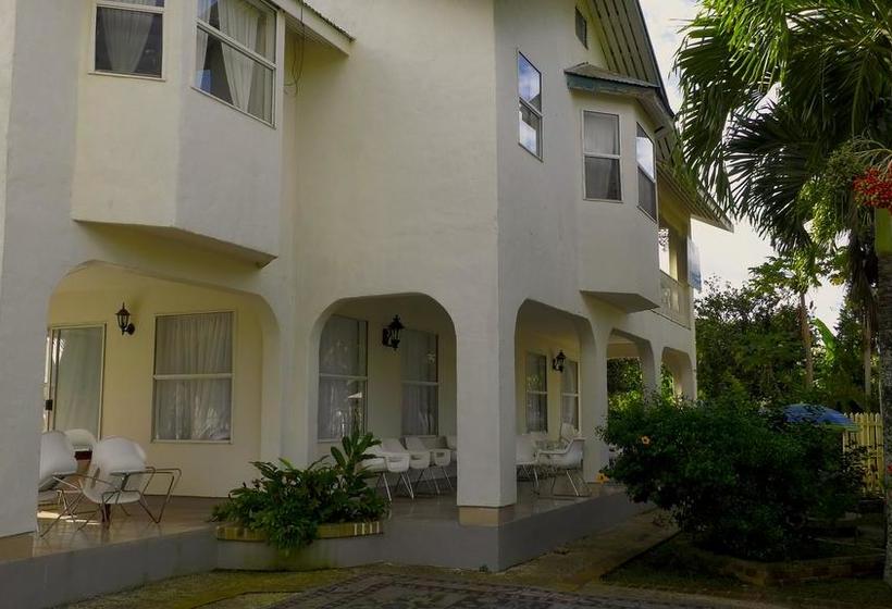 تختخواب و صبحانه Tuna S Lodge