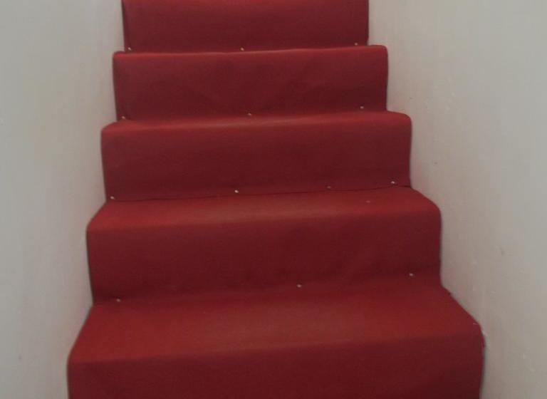 تختخواب و صبحانه Tuna S Lodge