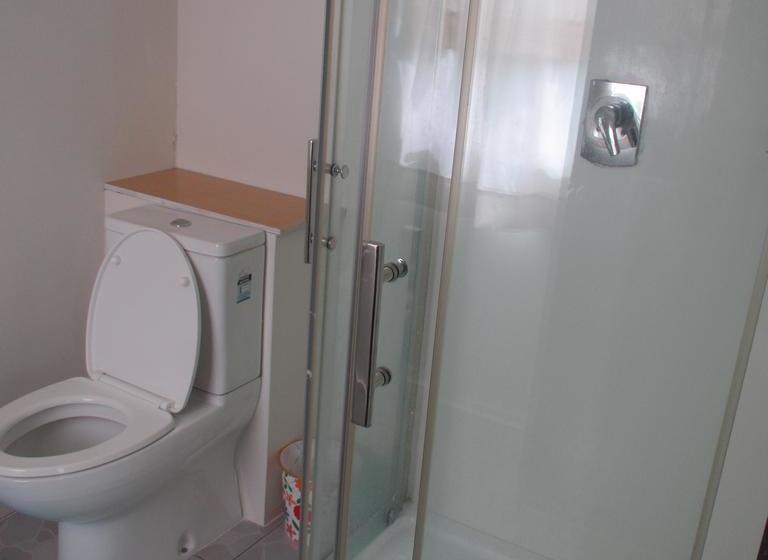 تختخواب و صبحانه Tuna S Lodge